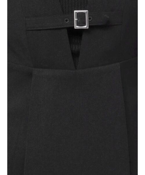 MURUA（ムルーア）の「フロントベルトジャンパースカート（ジャンパースカート・レディース・ブラック/グレー/モカ・1/2）」の6枚目の写真