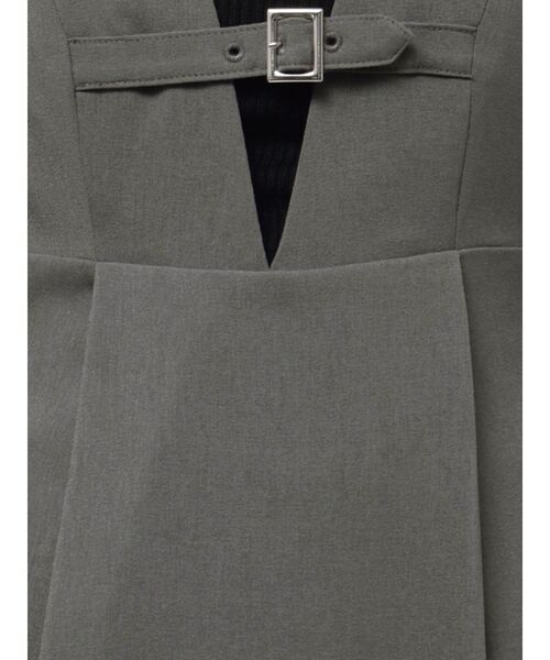 MURUA（ムルーア）の「フロントベルトジャンパースカート（ジャンパースカート・レディース・ブラック/グレー/モカ・1/2）」の4枚目の写真