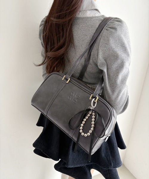 one after another NICE CLAUP（ワンアフターアナザーナイスクラップ）の「ボールチェーン×サテンリボンチャーム（チャーム・レディース・ブラック/ホワイト/ダークブラウン・FREE）」の6枚目の写真