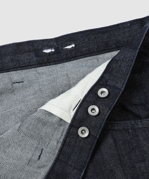 ANREALAGE(アンリアレイジ)の「WRAP AZ DENIM WIDE PANTS(デニムパンツ・メンズ・インディゴブルー・48)」の4枚目の写真