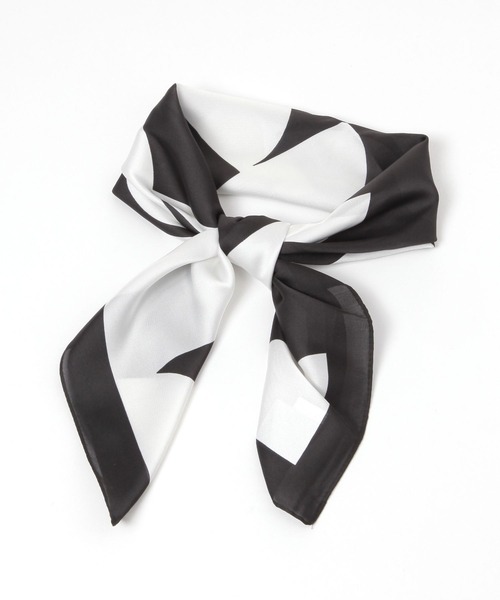 LEPSIM（レプシィム）の「スクエアスカーフ　303226（バンダナ/スカーフ・レディース・グリーン/ブラック/ライトピンク/ブラウン系その他/ブラック系その他/イエロー系その他/レッド系その他・ONE SIZE）」の16枚目の写真