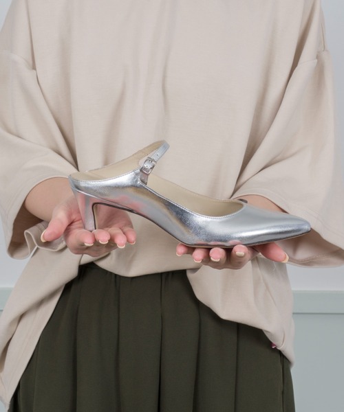 CORSO ROMA，9（コルソローマ）の「【CORSO ROMA,9/コルソローマ9】アンクルストラップパンプス（パンプス・レディース・シルバー/ブラック・37/39/36/38）」の3枚目の写真