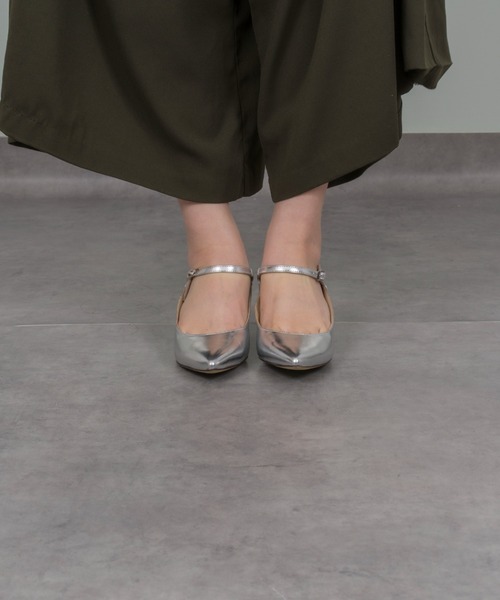 CORSO ROMA，9（コルソローマ）の「【CORSO ROMA,9/コルソローマ9】アンクルストラップパンプス（パンプス・レディース・シルバー/ブラック・37/39/36/38）」の7枚目の写真