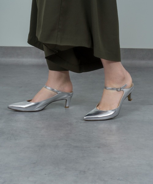 CORSO ROMA，9（コルソローマ）の「【CORSO ROMA,9/コルソローマ9】アンクルストラップパンプス（パンプス・レディース・シルバー/ブラック・37/39/36/38）」の8枚目の写真