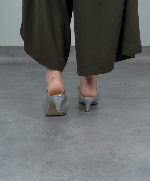 CORSO ROMA，9（コルソローマ）の「【CORSO ROMA,9/コルソローマ9】アンクルストラップパンプス（パンプス・レディース・シルバー/ブラック・37/39/36/38）」の9枚目の写真