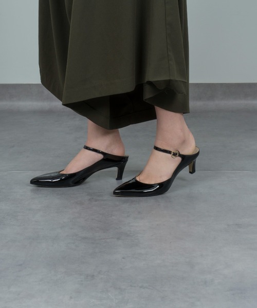 CORSO ROMA，9（コルソローマ）の「【CORSO ROMA,9/コルソローマ9】アンクルストラップパンプス（パンプス・レディース・シルバー/ブラック・37/39/36/38）」の21枚目の写真