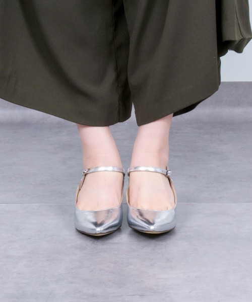 CORSO ROMA，9（コルソローマ）の「【CORSO ROMA,9/コルソローマ9】アンクルストラップパンプス（パンプス・レディース・シルバー/ブラック・37/39/36/38）」の15枚目の写真