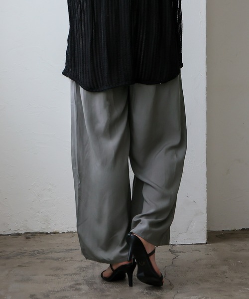 VitaFelice（ヴィータフェリーチェ）の「スムースタッチ　レーヨン　イージーロングパンツ（その他ルームウェア・レディース・ブラック/ベージュ/グレー/ブルー・FREE）」の12枚目の写真