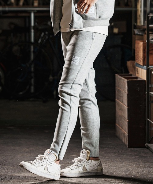 wjk reluxe（ダブルジェーケーリラックス）の「mp13269-cardboard knit skinny pants スキニーパンツ（その他パンツ・メンズ・ブラック/チャコール/トップグレー・L/S/M）」の5枚目の写真