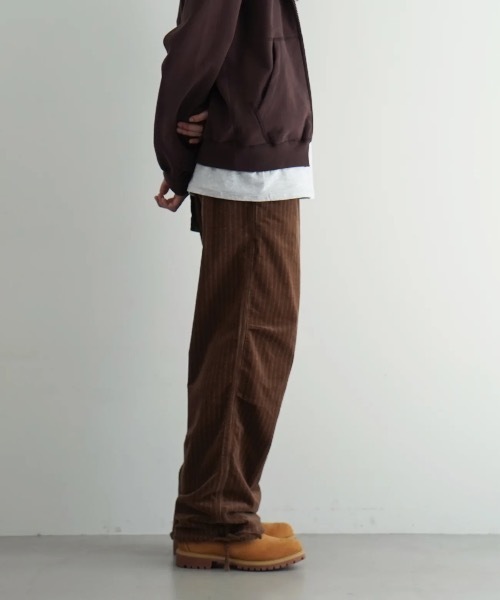 GANNI(ガニー)の「GANNI Stretch Corduroy Drawstring Pants(その他パンツ・レディース・ブラウン系その他・38)」の2枚目の写真