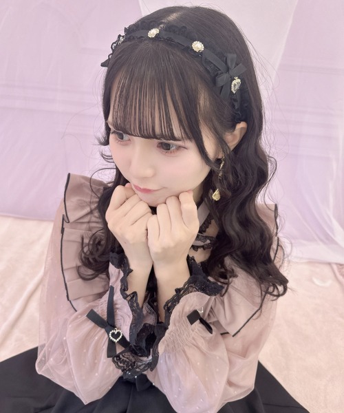 ROJITA（ロジータ）の「サイドリボンレースフリルカチューシャ（カチューシャ・レディース・マルチ/ブラック/ピンク・FREE）」の11枚目の写真