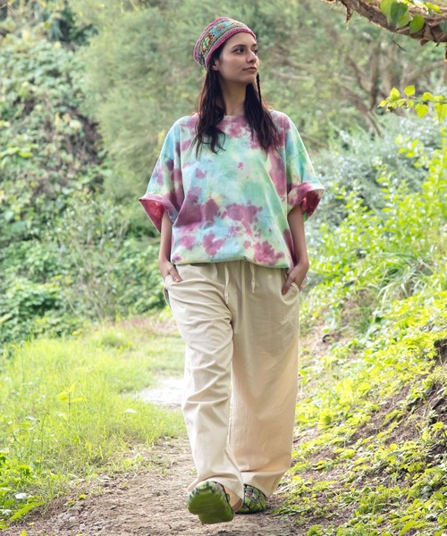 grn（ジーアールエヌ）の「【チャイハネ】Amina×grn ネシャダイメンズTシャツ（Tシャツ/カットソー・メンズ・グレー/マルチ・L/XL）」の9枚目の写真