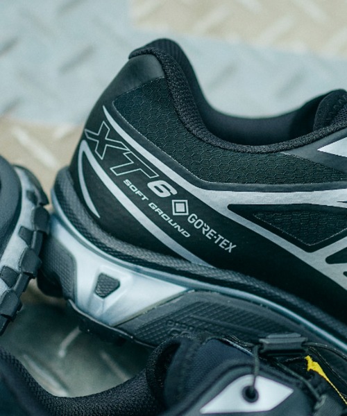 SALOMON(サロモン)の「XT-6 GORE-TEX L47450600(スニーカー・メンズ・ブラック・25.5cm/26.0cm/26.5cm/27.0cm/27.5cm/28.0cm/24.5cm/25.0cm/28.5cm/29.0cm/23.0cm/23.5cm/24.0cm/30.0cm/22.5cm)」の11枚目の写真
