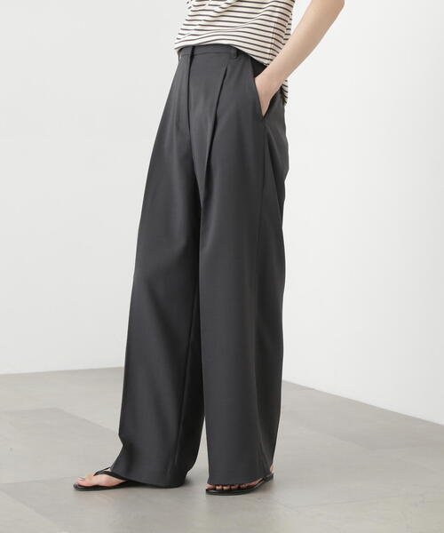 N.（N. Natural Beauty Basic）（エヌエヌナチュラルビューティーベーシック）の「ライトタックワイドパンツ（その他パンツ・レディース・チャコールグレー/オフホワイト/ブラウン・MEDIUM/SMALL）」の16枚目の写真