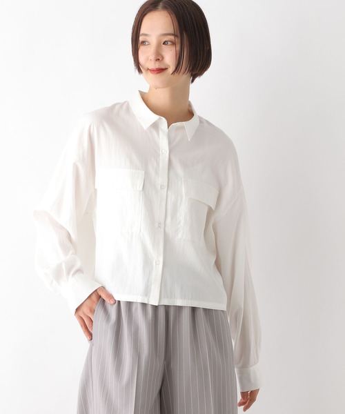 LEPSIM（レプシィム）の「Wポケット短丈シャツ　323752（シャツ/ブラウス・レディース・オフホワイト/ライトブルー・FREE）」の5枚目の写真