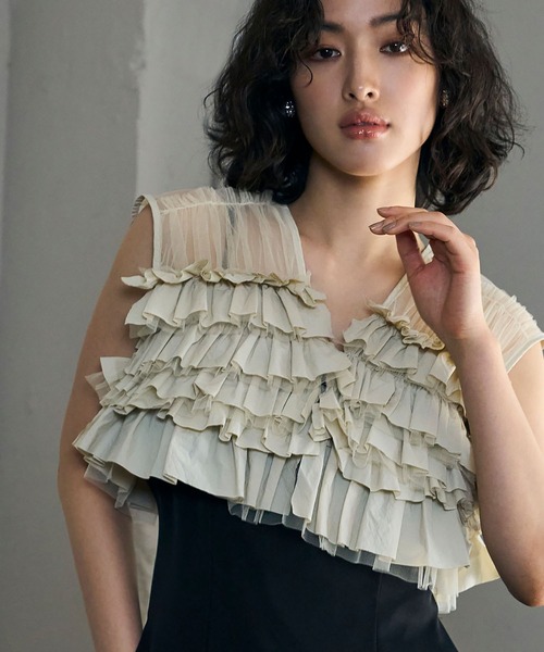 girl(ガール)の「タフタチュールフリルベスト ブラウス ワンピース 3点セット 結婚式 ワンピース パーティードレス オケージョンドレス お呼ばれ 二次会 成人式 同窓会 謝恩会(ドレス・レディース・ブラウン/ベージュ/ベージュ×ブラック/チャコールグレー・S/M/L)」の10枚目の写真