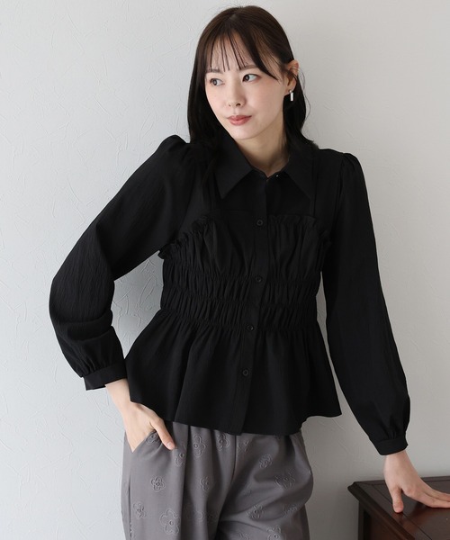 BLUEEAST(ブルーイースト)の「シャーリングビスチェレイヤードシャツ(シャツ/ブラウス・レディース・ベージュ/ホワイト/ブラック/ミント/ブラウン・MEDIUM)」の20枚目の写真