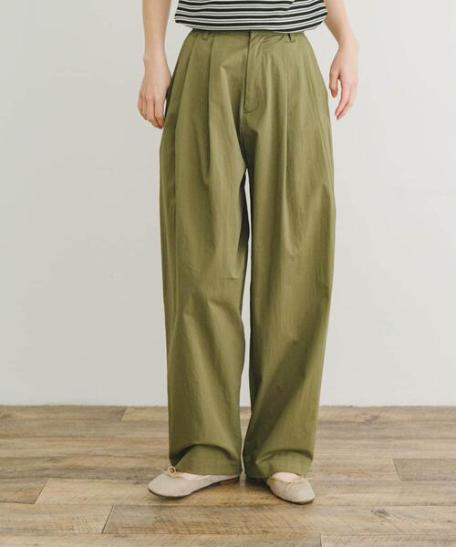 ITEMS URBANRESEARCH(アイテムズ アーバンリサーチ)の「ナイロンコクーンパンツ(その他パンツ・レディース・カーキ/ネイビー/ベージュ・FREE)」の17枚目の写真