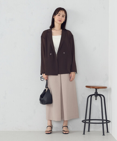 COMME CA ISM(コムサイズム)の「シア―ジャケット(テーラードジャケット・レディース・ホワイト/ダークブラウン/ブラック・MEDIUM/LARGE)」の7枚目の写真