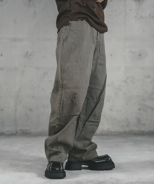Shoowtime(ショウタイム)の「Curved silhouette wide chino pants / カーブシルエットワイドチノパンツ(チノパンツ・メンズ・カーキブラウン・X-LARGE/LARGE/MEDIUM/SMALL)」の7枚目の写真