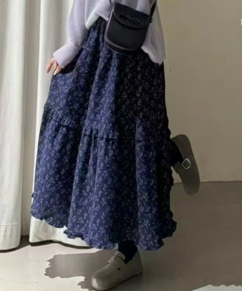 gossip!ロサンゼルス(ゴシップロサンゼルス)の「ヴィンテージ風 ナチュラルフラワー プリント フリルスカート カジュアル&シンプル(スカート・レディース・ネイビー・FREE)」の13枚目の写真