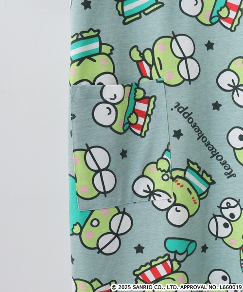 sanrio(サンリオ)の「サンリオキャラクターズ プリント天竺総柄スーパーBIG Tシャツ(Tシャツ/カットソー・メンズ・オフホワイト/ローズ/ライトカーキ/サックスブルー/ブルーグレー/ネイビー/チャコール・M/LL/L)」の14枚目の写真
