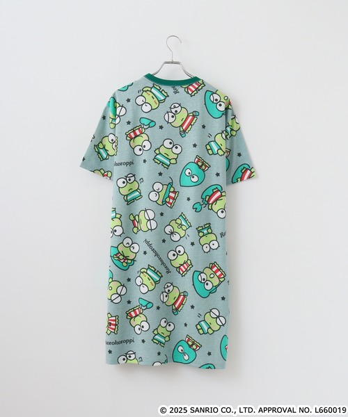 sanrio(サンリオ)の「サンリオキャラクターズ プリント天竺総柄スーパーBIG Tシャツ(Tシャツ/カットソー・メンズ・オフホワイト/ローズ/ライトカーキ/サックスブルー/ブルーグレー/ネイビー/チャコール・M/LL/L)」の18枚目の写真