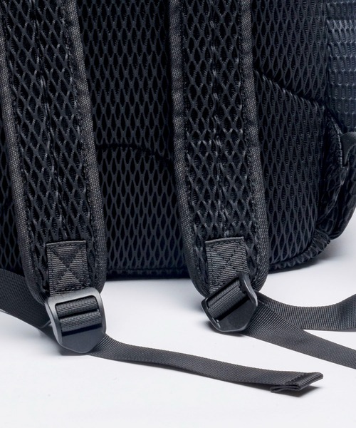EDITA.(エディータ)の「洗濯機で洗える Washable standard pockets backpack 大容量 / 通学 / A4収納(バックパック/リュック・レディース・ブラック×グレー/ブラック・FREE)」の5枚目の写真