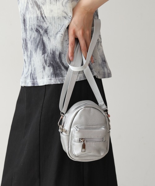 Bab（バブ）の「軽量ミニショルダーバッグ（ショルダーバッグ・レディース・ブラック/ピンク/オフホワイト/イエロー/シルバー・ONESIZE）」の5枚目の写真