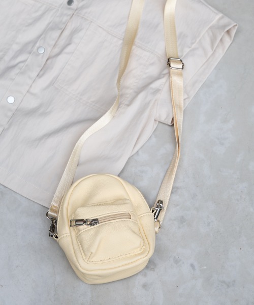 Bab（バブ）の「軽量ミニショルダーバッグ（ショルダーバッグ・レディース・ブラック/ピンク/オフホワイト/イエロー/シルバー・ONESIZE）」の3枚目の写真
