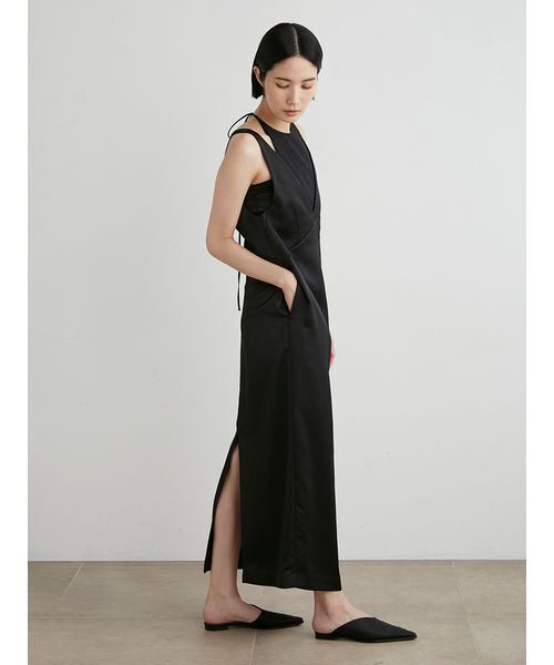 【ROPÉ】サテン風ノースリーブワンピース ｻﾃﾝﾉｰｽﾘﾜﾝﾋﾟｰｽ（ワンピース）｜MIESROHE（ミースロエ）の