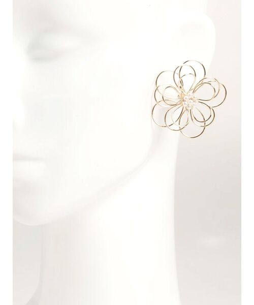 RESEXXY(リゼクシー)の「フラワーパールピアス(ピアス(両耳用)・レディース・ゴールド/シルバー・FREE)」の9枚目の写真