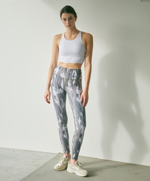 Julier Yoga and Relax（ジュリエヨガアンドリラックス）の「Julier Vertical brushプリントレギンス（レギンス/スパッツ・レディース・グレー×ホワイト/ブルー系その他/ホワイト×グレー・1/2/0）」の16枚目の写真