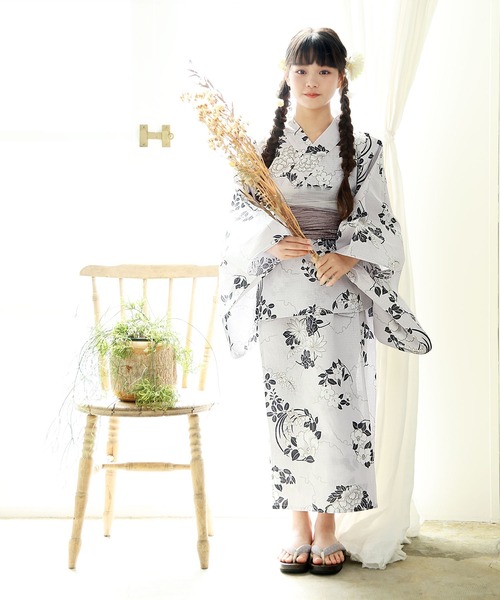 kimonomachi(キモノマチ)の「【簡単着付け】ガールズ 浴衣 セパレート ワンピース 子供浴衣セット(サンドレス+上着+帯)110cm/120cm/130cm/140cm/150cm 女の子浴衣 糸菊 秋草 雪輪 ひまわり(浴衣・キッズ・ブルーグレー/グレイッシュブルー/ブルーパープル/コーラルピンク/ブラック/ライトグレー/ネイビー/イエロー・110cm/120cm/130cm/140cm/150cm)」の14枚目の写真