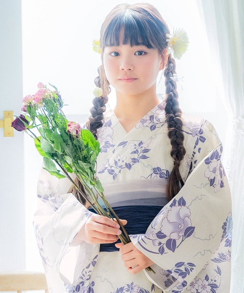 kimonomachi(キモノマチ)の「【簡単着付け】ガールズ 浴衣 セパレート ワンピース 子供浴衣セット(サンドレス+上着+帯)110cm/120cm/130cm/140cm/150cm 女の子浴衣 糸菊 秋草 雪輪 ひまわり(浴衣・キッズ・ブルーグレー/グレイッシュブルー/ブルーパープル/コーラルピンク/ブラック/ライトグレー/ネイビー/イエロー・110cm/120cm/130cm/140cm/150cm)」の21枚目の写真