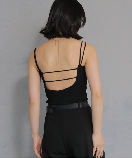 cheriella(シェリエラ)の「【cheriella】カップ付きバックストラップデザインキャミソール CUP-IN BACK STRAP DESIGN CAMISOLE(キャミソール・レディース・オフホワイト/ブラック・M)」の20枚目の写真