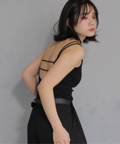 cheriella(シェリエラ)の「【cheriella】カップ付きバックストラップデザインキャミソール CUP-IN BACK STRAP DESIGN CAMISOLE(キャミソール・レディース・オフホワイト/ブラック・M)」の19枚目の写真