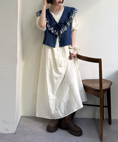 w closet(ダブルクローゼット)の「【セットアイテム】デニムベストワンピセット(ワンピース・レディース・オレンジ/アイボリー/ブラック・0/1)」の2枚目の写真