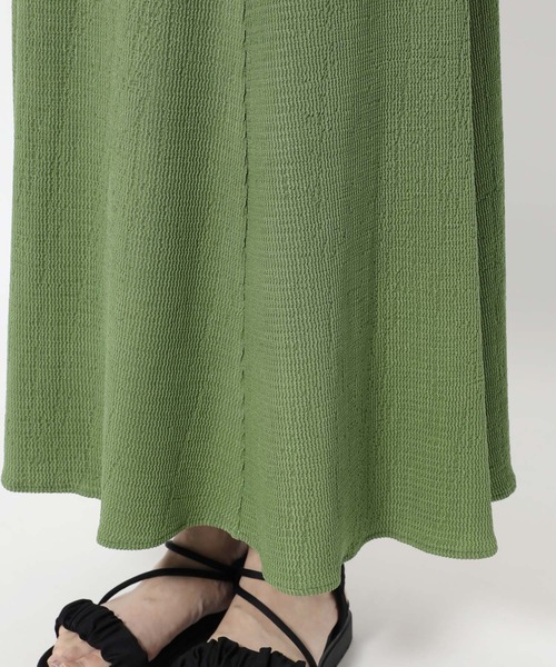 mysty woman(ミスティウーマン)の「ボリュームスリーブ2wayワンピース 497423(ワンピース・レディース・アイボリー/ブラック/グリーン・FREE)」の20枚目の写真