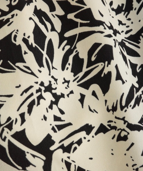 meilmada(メイルマダ)の「フラワープリントイージーパンツ(スラックス・レディース・ブラック・SMALL/MEDIUM)」の16枚目の写真