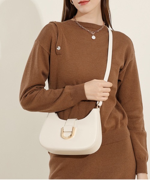 NiiNa（ニーナ）の「【 NiiNa / ニーナ 】高品質牛革 ワンハンドルスリムラウンドレザーバッグ（ショルダーバッグ・レディース・ホワイト/ブラウン/レッド/ブラック・FREE）」の17枚目の写真