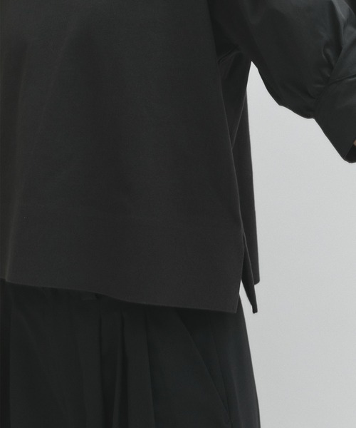 ADAM ET ROPE'(アダムエロペ)の「【サステナブル】バルーンスリーブTシャツ(Tシャツ/カットソー・レディース・ブラック/ネイビー/ベージュ系その他・FREE)」の9枚目の写真