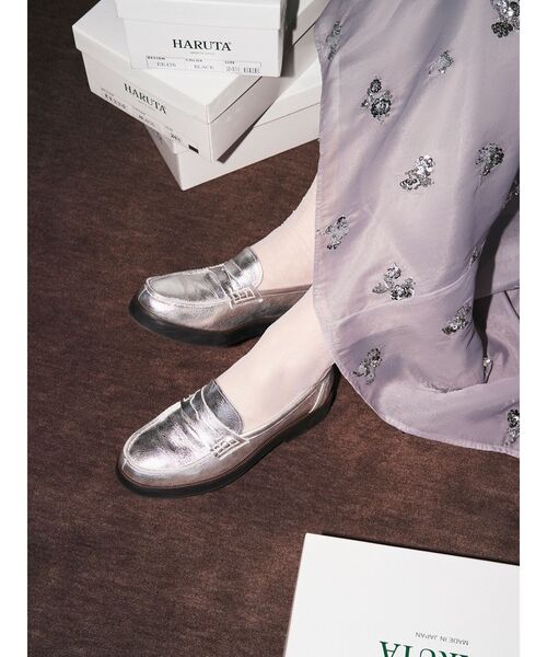 HARUTA（ハルタ）の「【HARUTA×ELENDEEK】ローファー（ローファー・レディース・オフホワイト/シルバー/ブラック・36/37/38）」の4枚目の写真