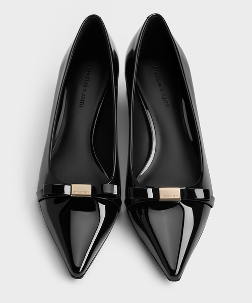 CHARLES & KEITH(チャールズ & キース)の「Dorian ドリアン パテントボウブロックヒールパンプス(パンプス・レディース・ブラウン系その他3/ダークブラウン/ブラック系その他6/レッド・24.5cm/23.5cm/25.5cm/25cm/23cm/22.5cm/22cm)」の21枚目の写真