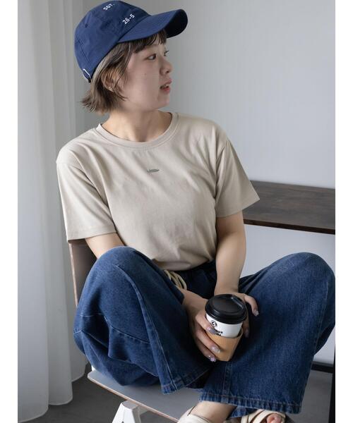 ehka sopo(エヘカソポ)の「バックレイヤードカットソー(Tシャツ/カットソー・レディース・チャコールグレー/グリーン/ベージュ/オフホワイト・F)」の4枚目の写真