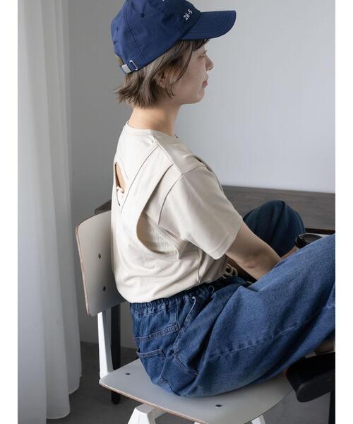 ehka sopo(エヘカソポ)の「バックレイヤードカットソー(Tシャツ/カットソー・レディース・チャコールグレー/グリーン/ベージュ/オフホワイト・F)」の15枚目の写真
