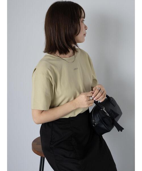 ehka sopo(エヘカソポ)の「バックレイヤードカットソー(Tシャツ/カットソー・レディース・チャコールグレー/グリーン/ベージュ/オフホワイト・F)」の22枚目の写真