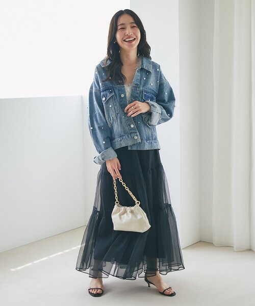 La boutique BonBon(ラブティックボンボン)の「【今すぐお届け!・miki監修】パール付デニムジャケット(デニムジャケット・レディース・ネイビー/サックスブルー・FREE)」の7枚目の写真