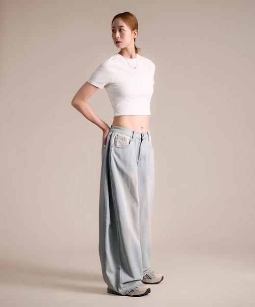MAISON SELECT(メゾンセレクト)の「7A3 サイドタックワイドデニム SHORT DD5006(デニムパンツ・レディース・ライトブルー/ブラック/ブルー/ブルー系その他・M/L/XL/S)」の11枚目の写真