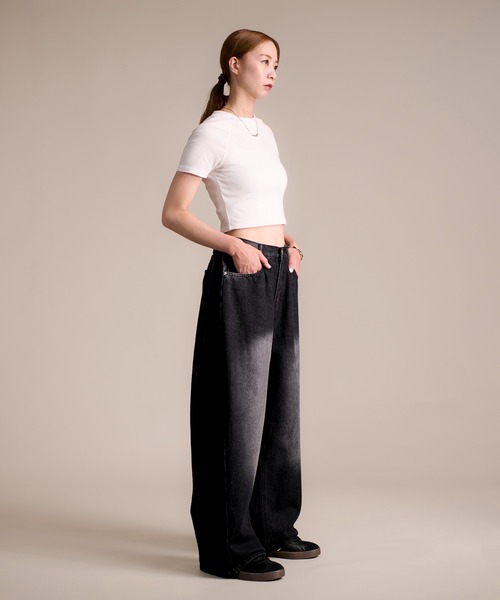 MAISON SELECT(メゾンセレクト)の「7A3 サイドタックワイドデニム SHORT DD5006(デニムパンツ・レディース・ライトブルー/ブラック/ブルー/ブルー系その他・M/L/XL/S)」の7枚目の写真